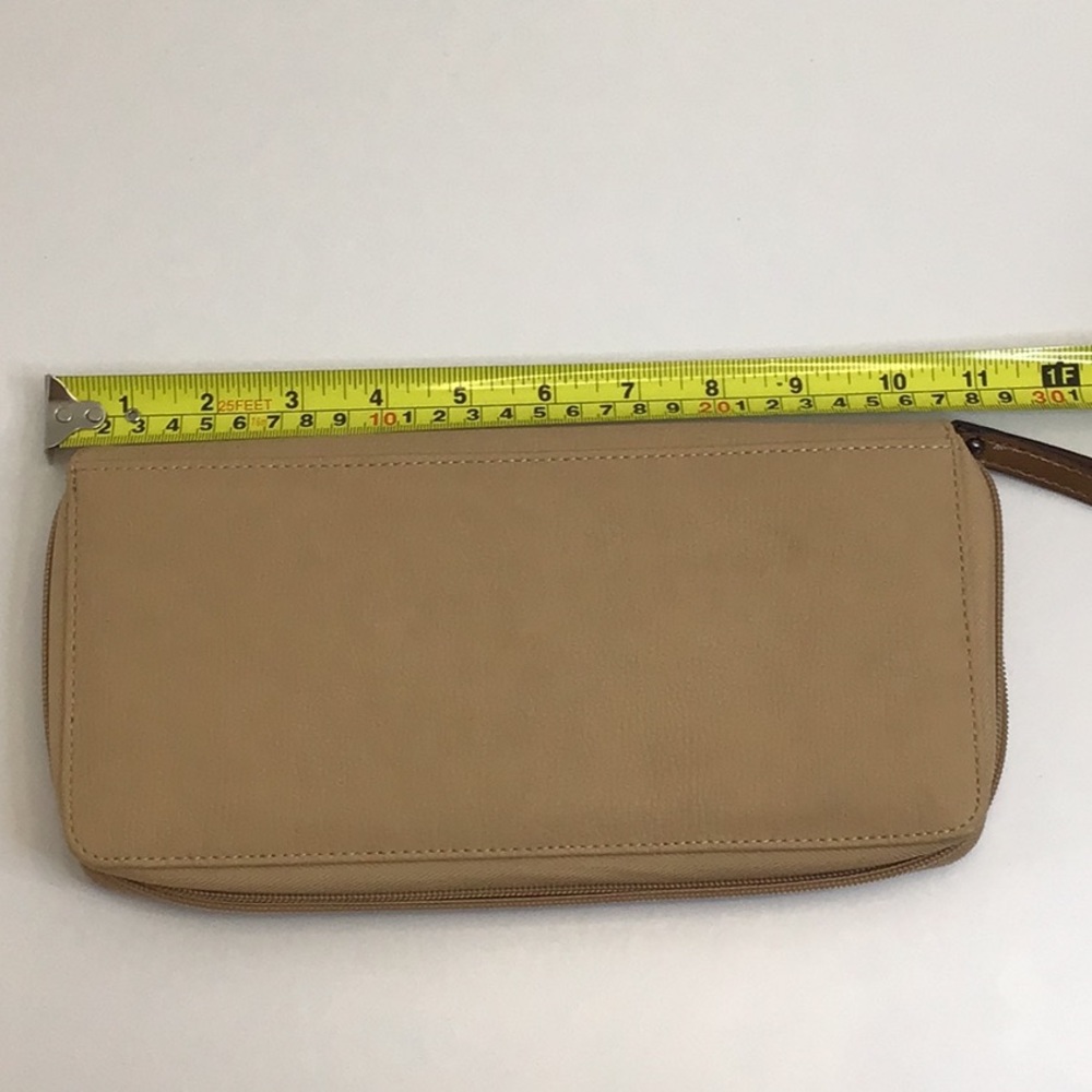 🌺 Guess Wallet - Picture 9 of 9